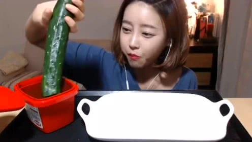 娱乐吃瓜酱美女视频大全,美女视频大全精彩盘点  第3张